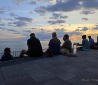 Landebier im Sonnenuntergang