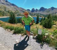 Gugi, beim Alternativprogramm auf Flugreisen, hier wandern und einkehren am Allos